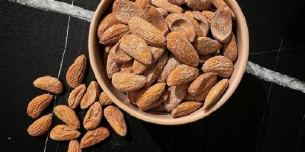تصویر 2 از خرید و قیمت بادام مامایی اصفهان + فروش صادراتی